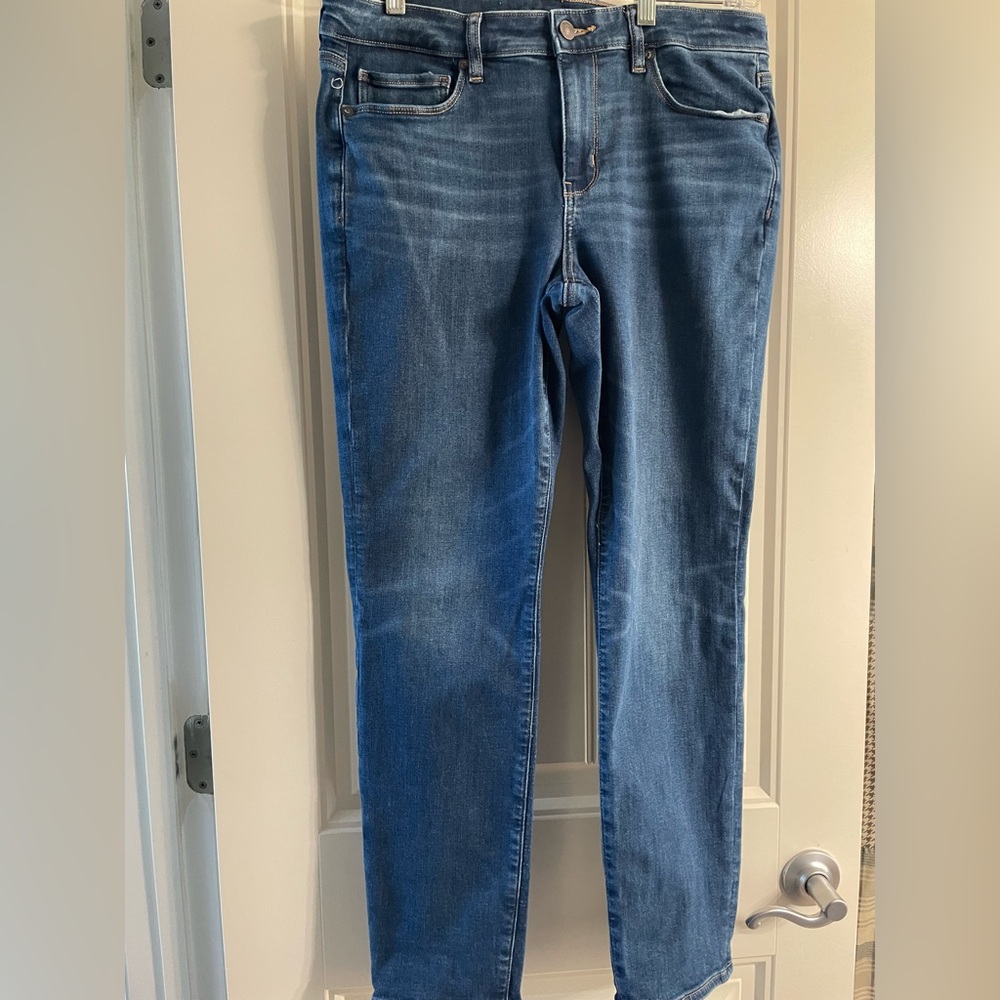 American Eagle Woman’s jeans!
